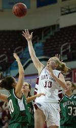 Cozad Scores 27 in Loss at USF