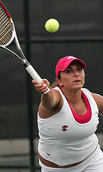 Women's Tennis Competes at Duck Classic