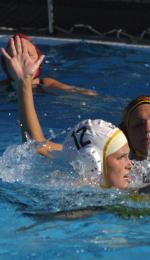 Women's Water Polo Defeats CS Bakersfield 9-8