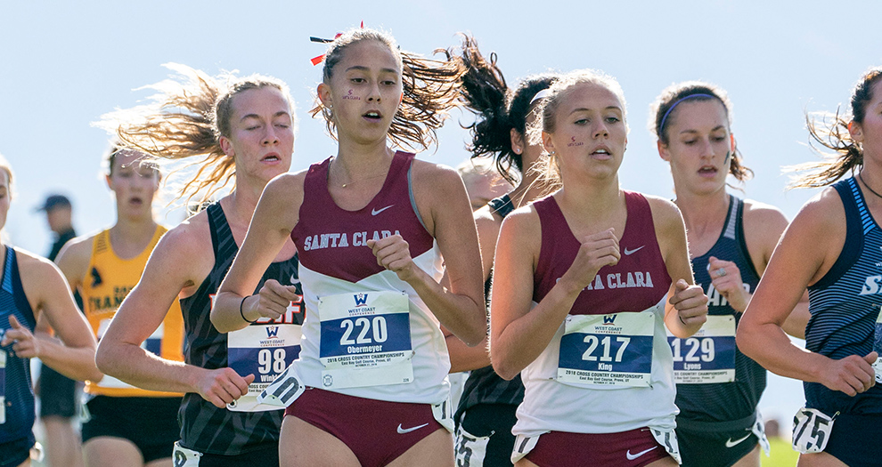 Noelani Obermeyer (22) and Sarah King (217) have each led Santa Clara in a major event this season. (Photo: West Coast Conference)