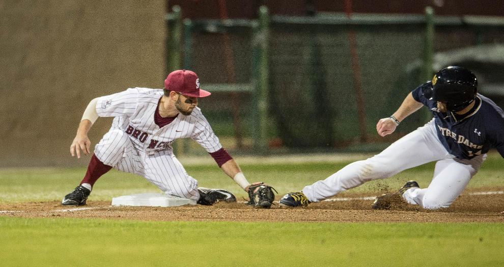 Baseball Falls to Notre Dame on Opening Night