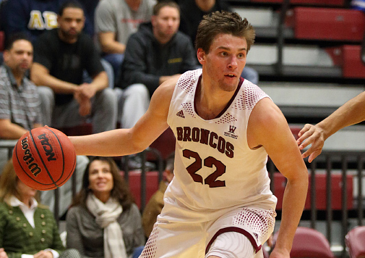 Men’s Basketball Edged by Lipscomb, 65-63, in Double Overtime