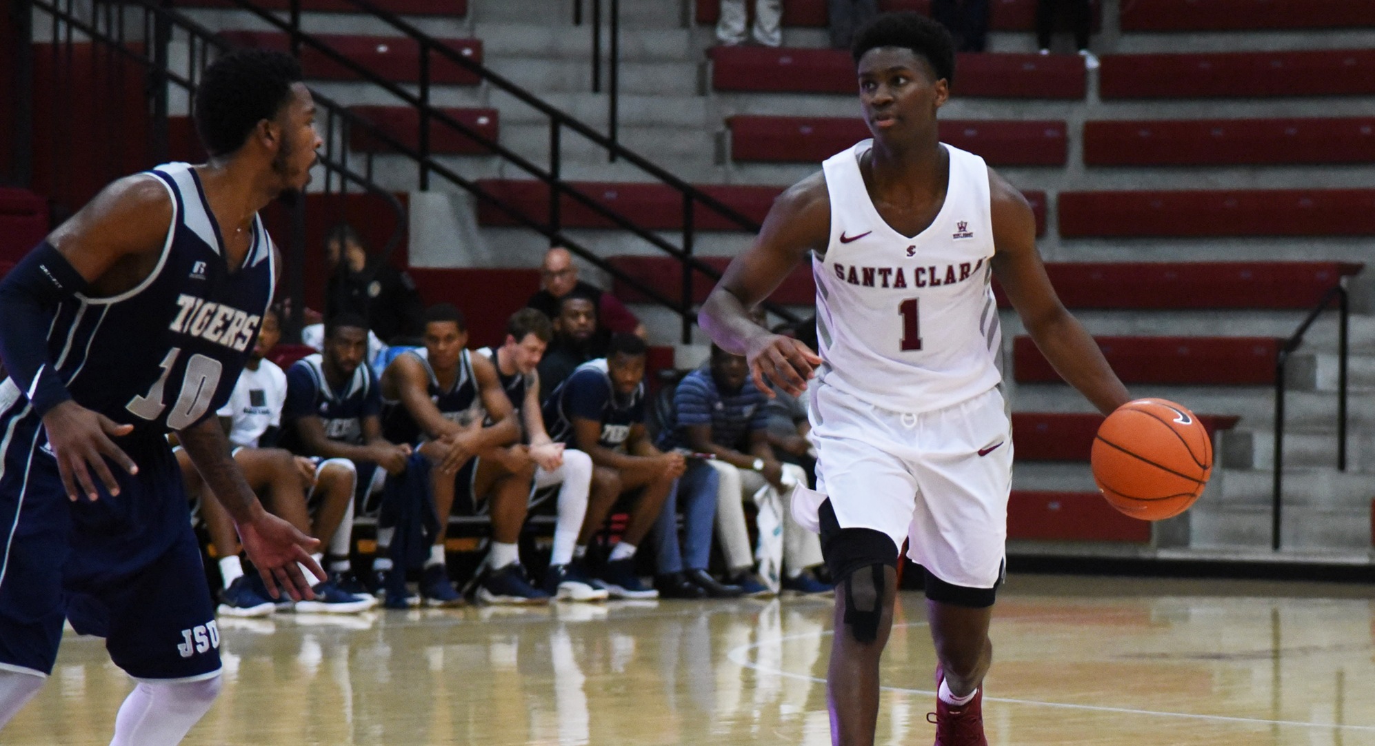 Freshman Guard Leads Men’s Basketball Past Jackson State