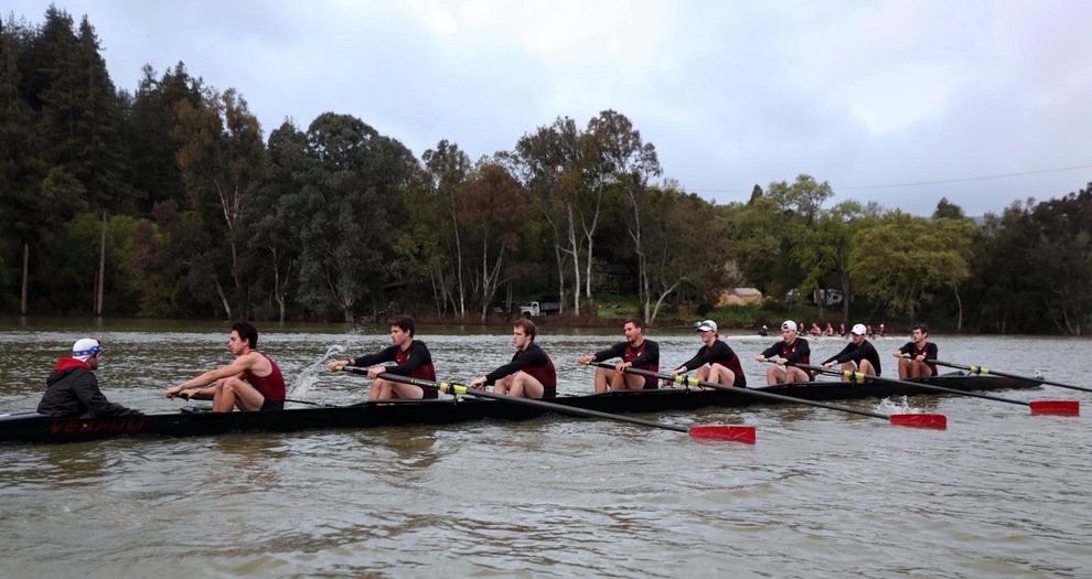 Men's Rowing Finishes Competition at Stanford Invite