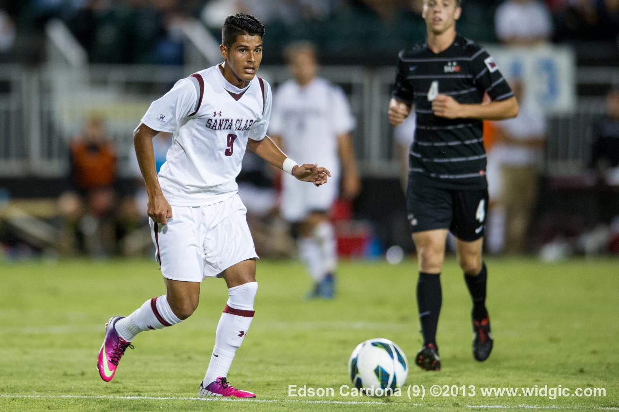 Men's Soccer Tops UC Irvine 2-1 with Late Goal by Harrison Hanley