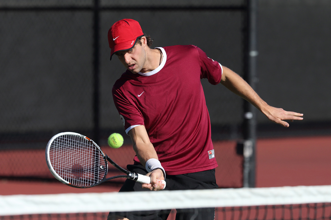 No. 60 Men's Tennis Tops Pacific 4-0 on Senior Day; John Lamble’s 80th Career Win Clinches Match