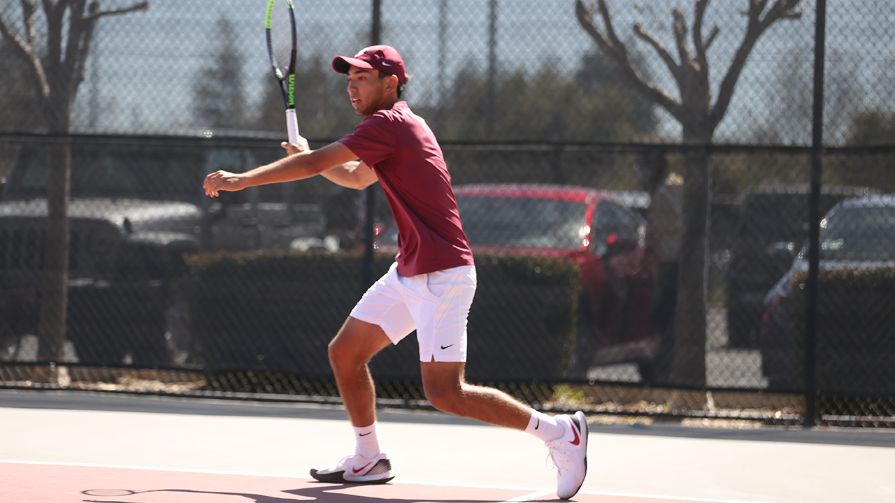 Men's Tennis Caps Perfect Week with a 4-1 Victory over Pacific