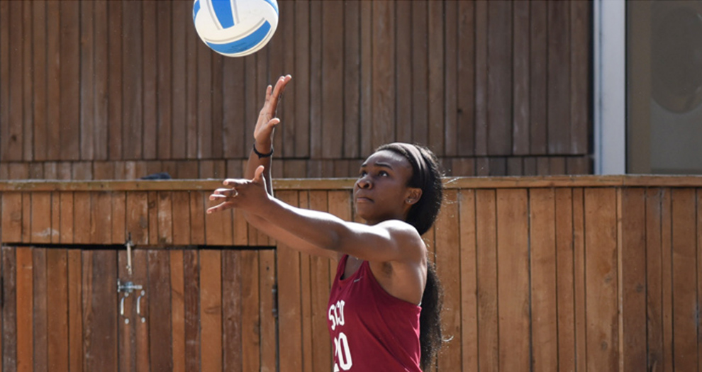 Ngozi Nwabuzoh (pictured) and Tatiana San Juan won the first set of their dual 23-21 on Wednesday.