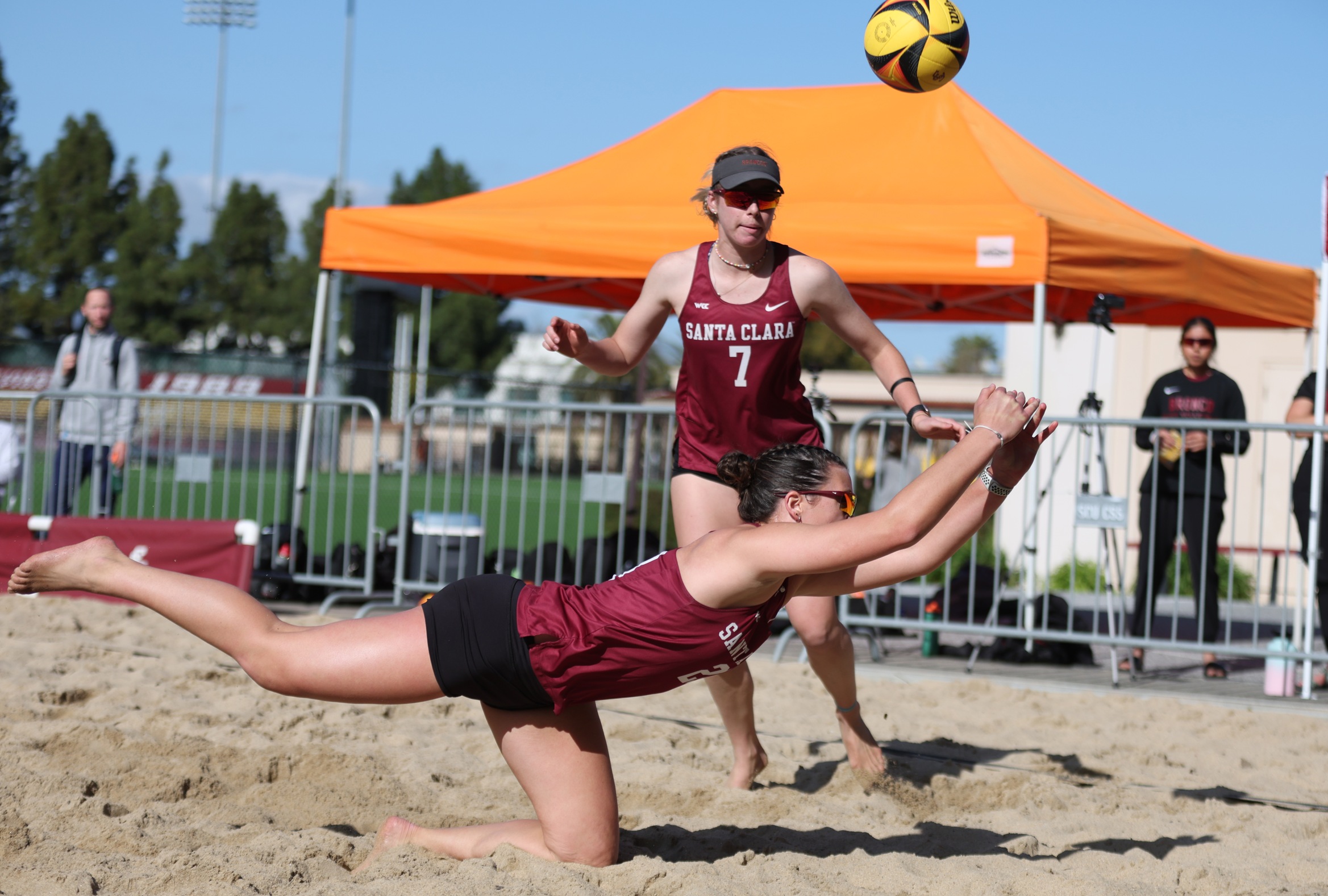 Beach Volleyball Finishes Fourth at West Coast Classic