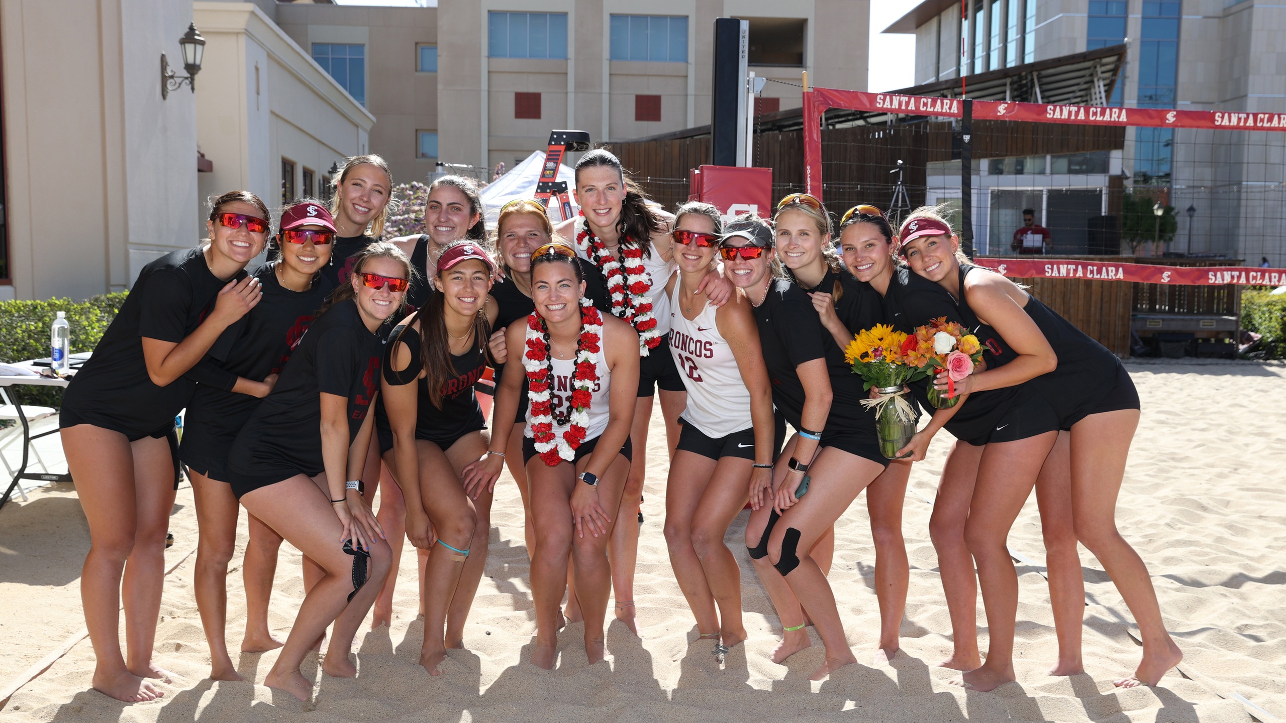 Beach Volleyball Honors Seniors at Last Home Match