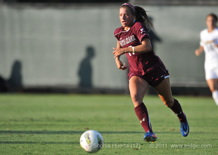 Sofia Huerta Named WCC Player of the Week After Hat Trick