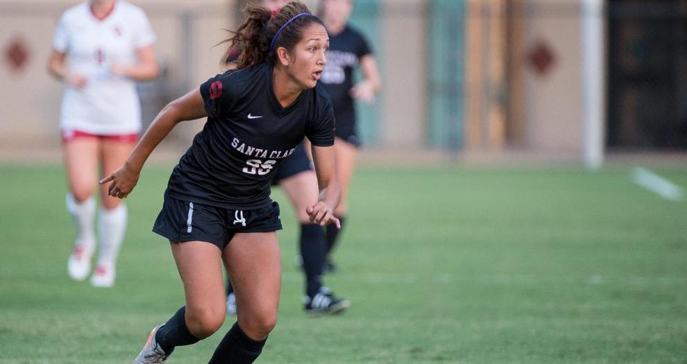 Late First Half Goal Lifts Women's Soccer Over Rival Portland
