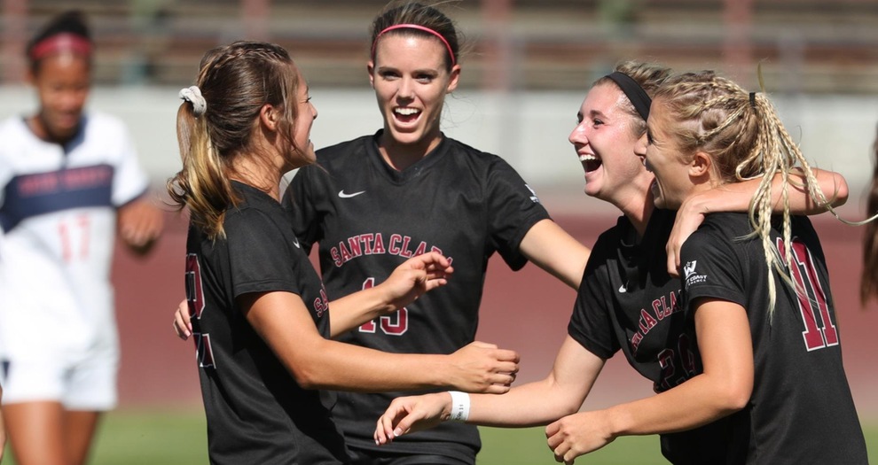 No. 7 Women's Soccer Blows by Saint Mary's 4-1
