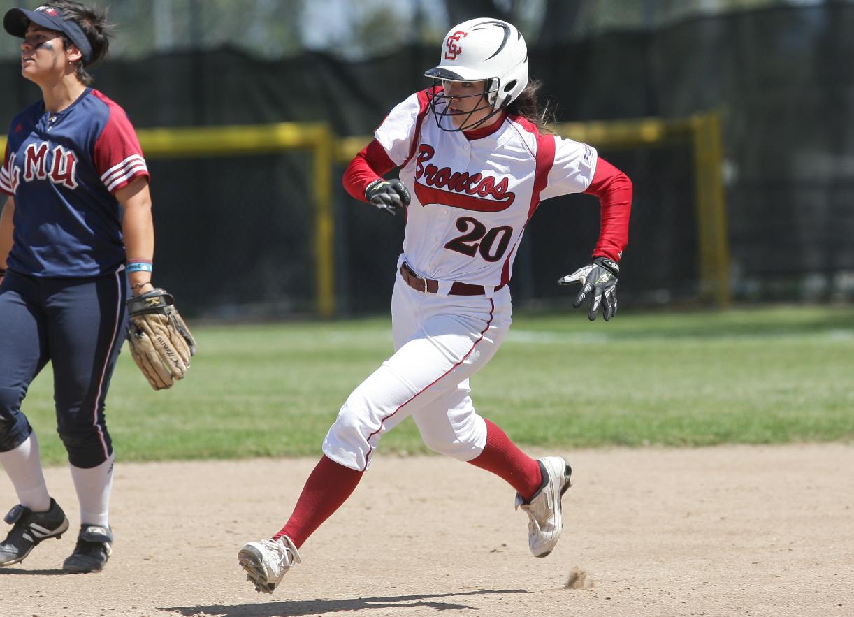 Stephanie Fisher and a Much-Improved SCU Softball Team Ready for 2012 Opener
