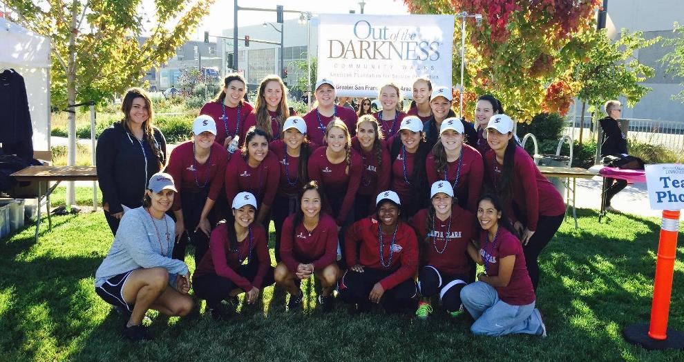 Softball Takes Part in Out of Darkness Walk