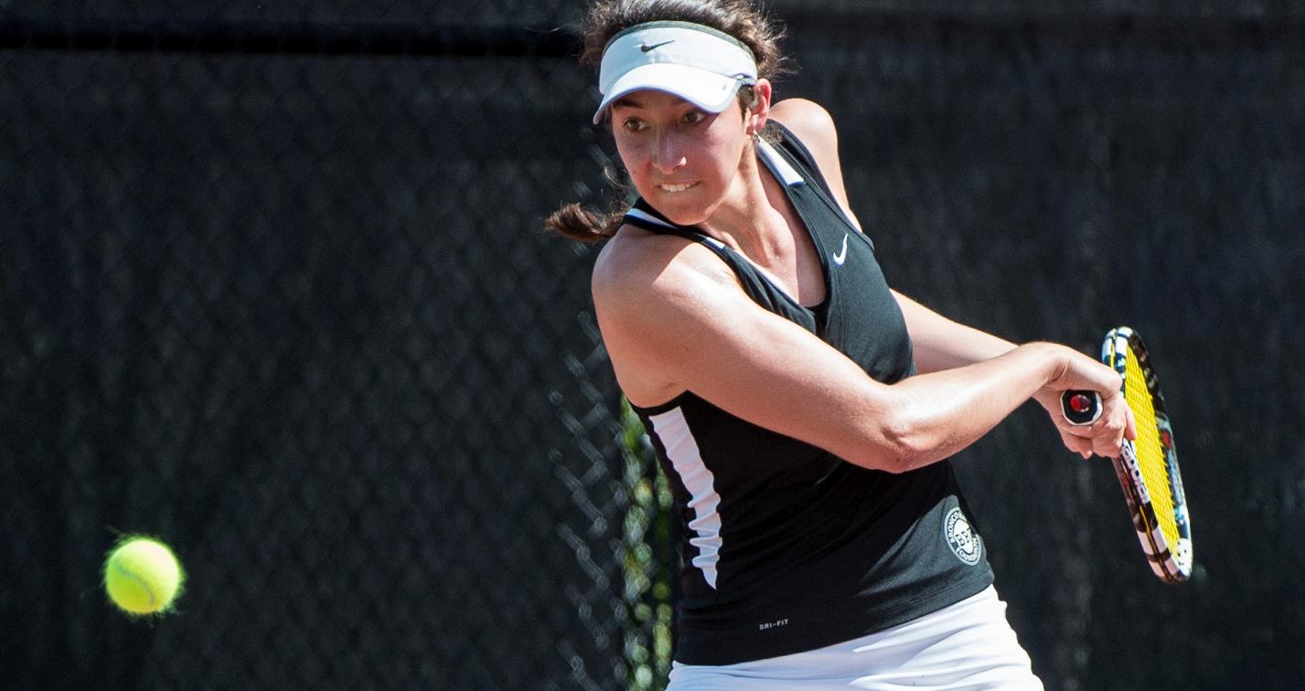 Santa Clara Women’s Tennis Team Sets WCC All-Academic Pace