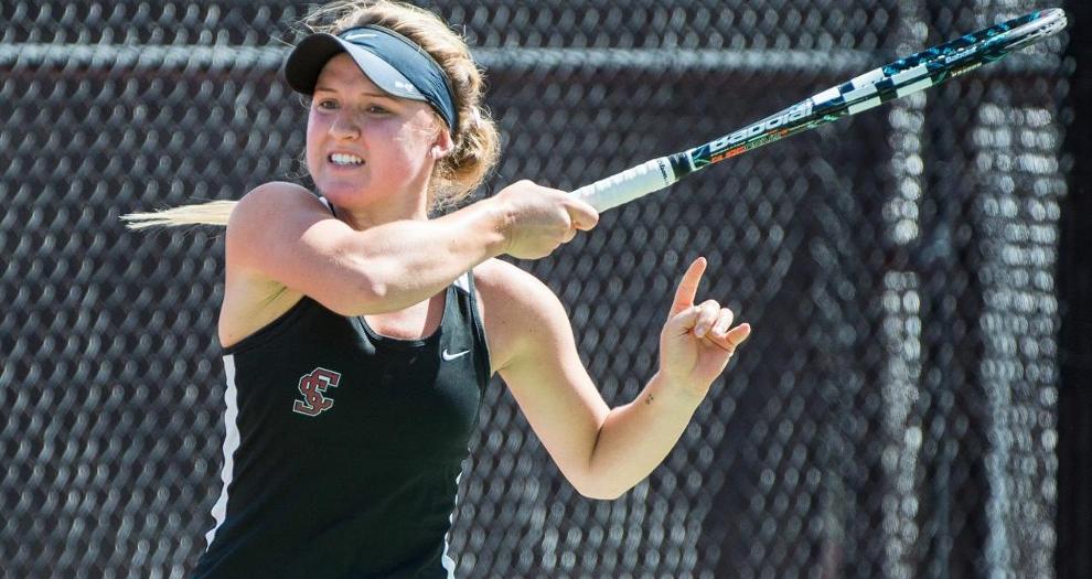 Clarke, Cooke lead the way at opening day of USTA/ITA Regional Championships