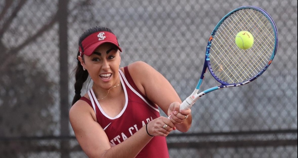 Women’s Tennis Shut Out by Saint Mary’s, 4-0
