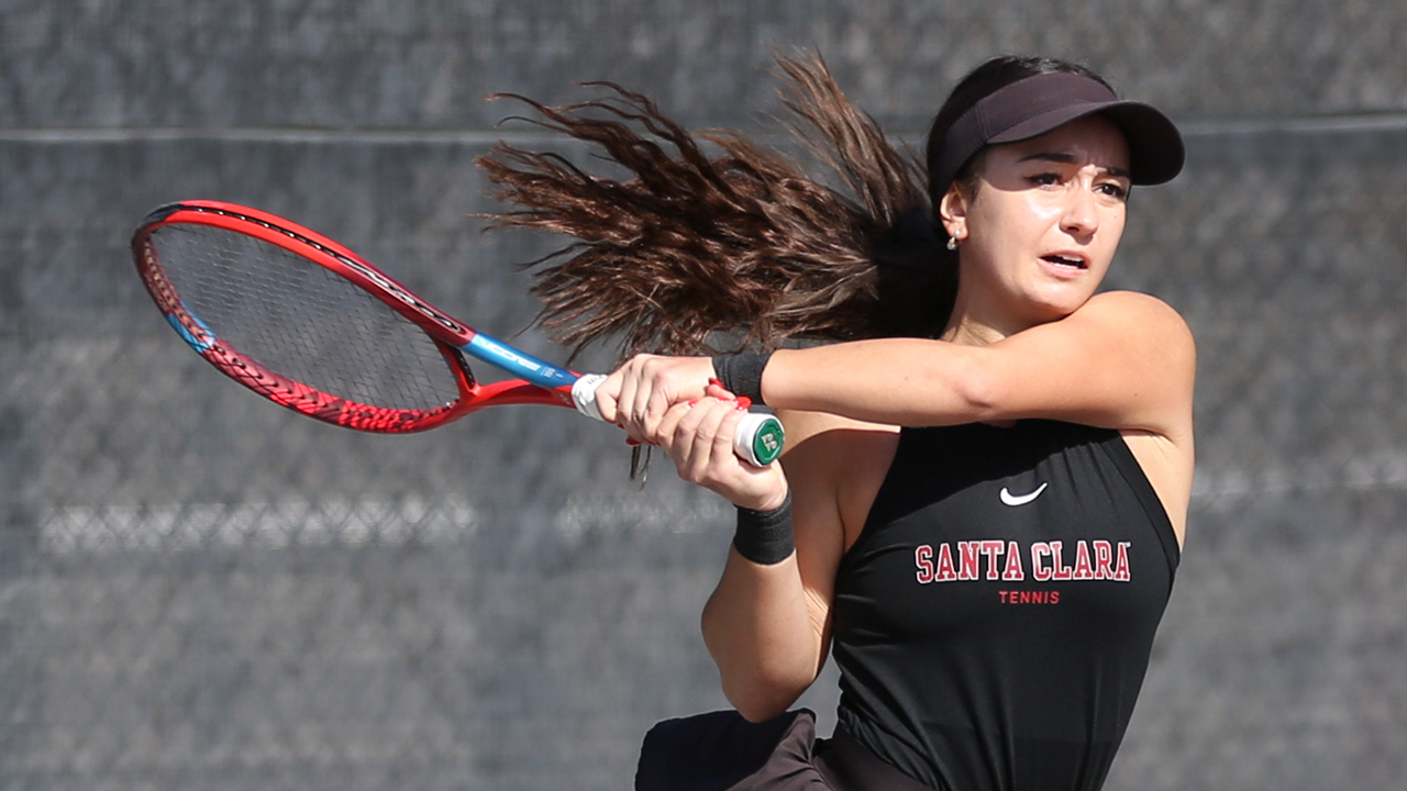 Women's Tennis Downed by Saint Mary's