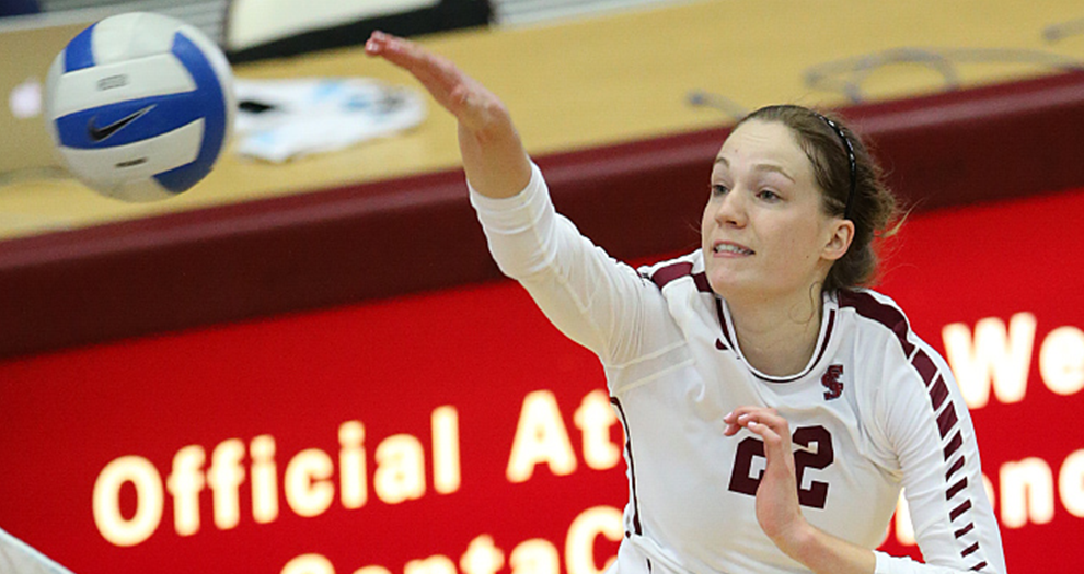Volleyball Sweeps LMU for 20th Win of Season