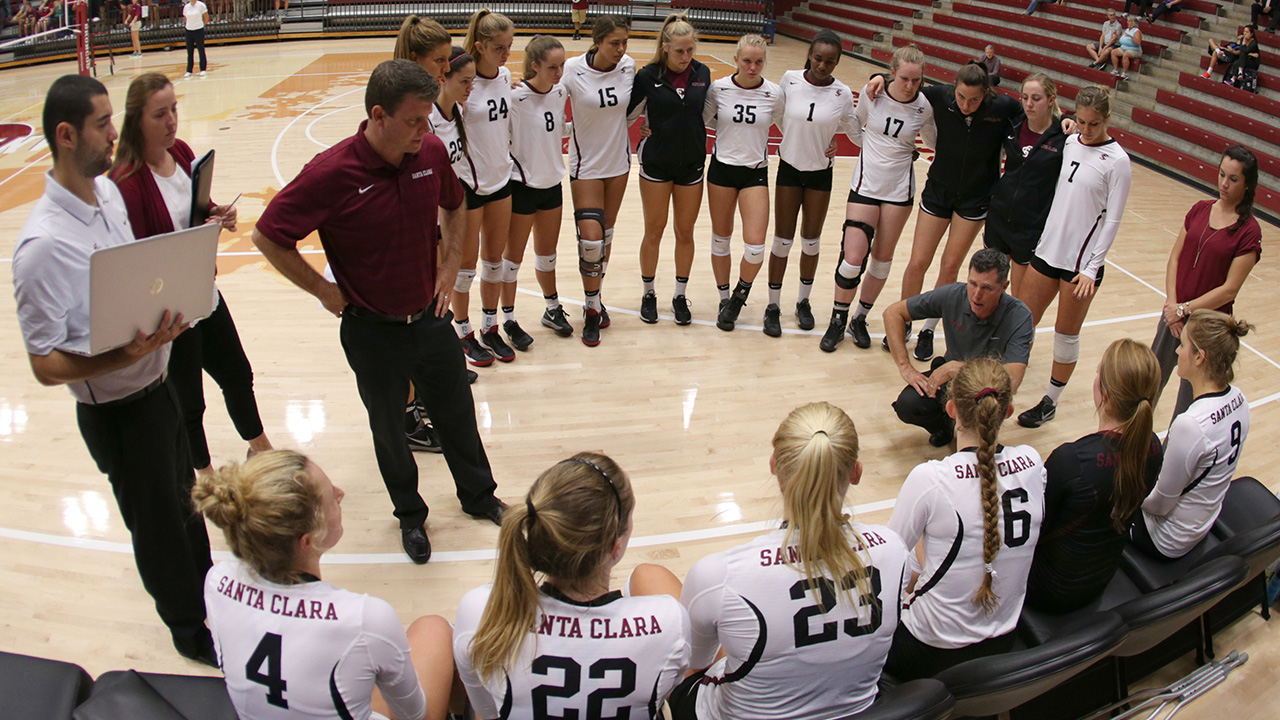 Volleyball Rounds out Season Series with USF in Lone Match of Week
