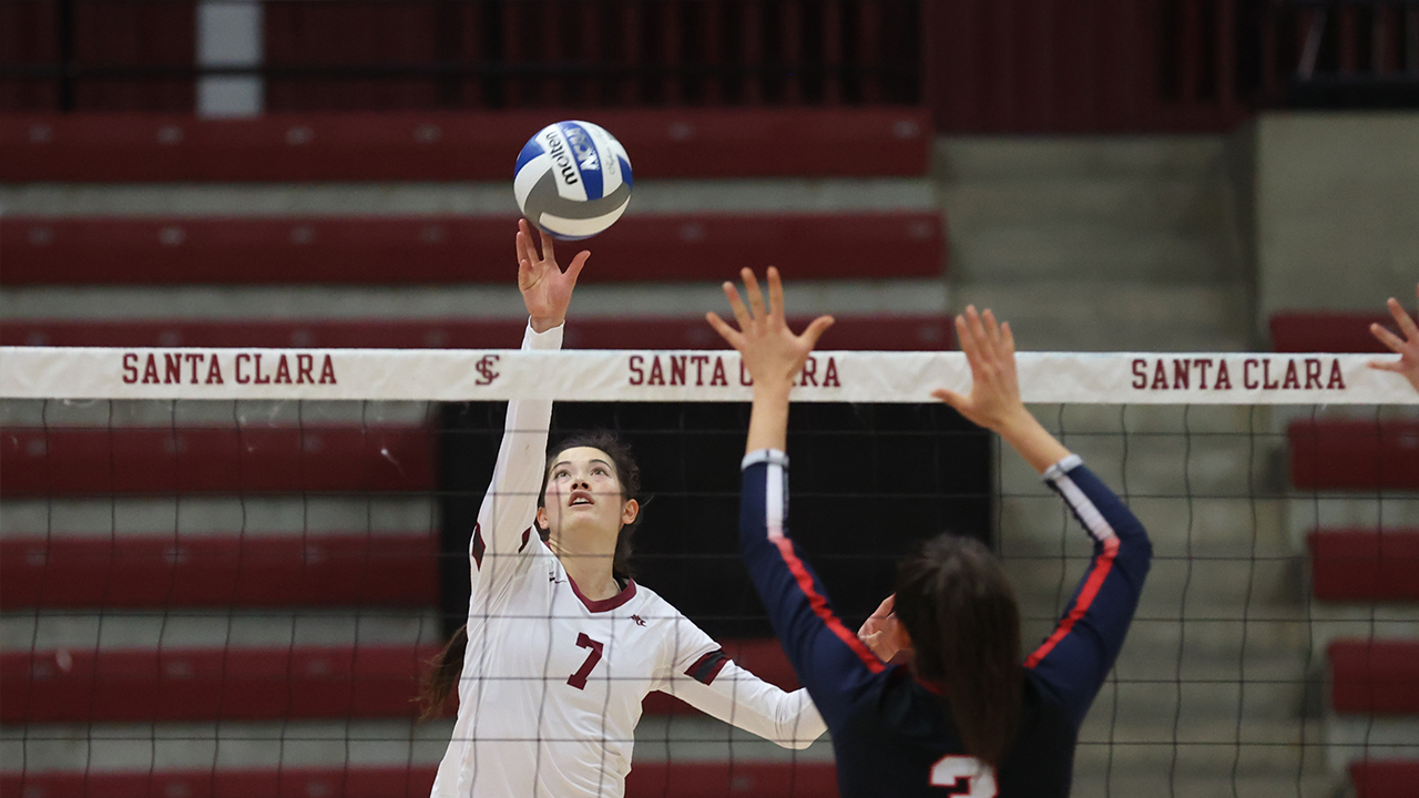 Volleyball Sweeps Gonzaga to Close Out Home Slate