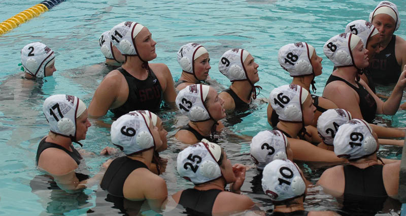 Seven Women's Water Polo Players Honored by with WCWPC All-Academic Awards