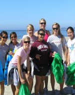 Women's Golf Participates in Coastal Cleanup Day