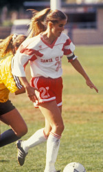 Brandi Chastain Inducted Into The WCC Hall Of Honor