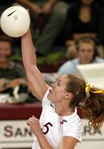 Volleyball Outlasts Sacramento State, 3-2