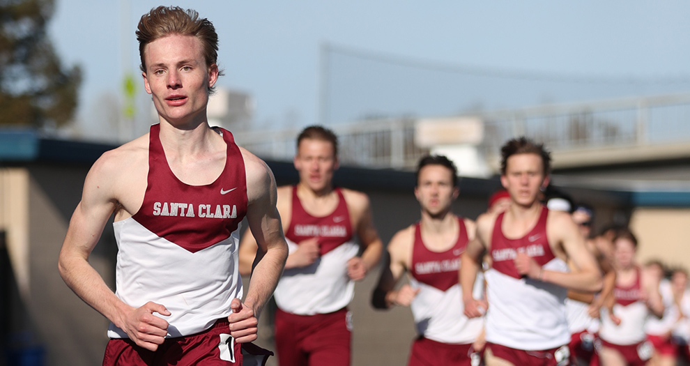Jack Davidson topped his own 5,000-meter program record by more than three seconds at the Payton Jordan Invitational.