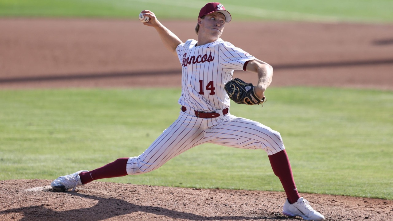 Baseball Drops Pitcher's Duel at USC in Season-Opener