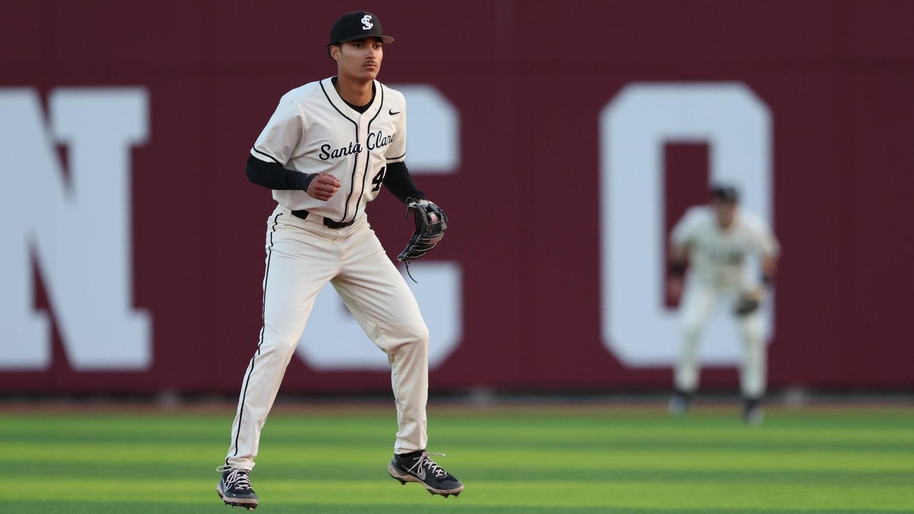 Late Inning Rallies Come Up Just Short as Baseball Falls at LMU