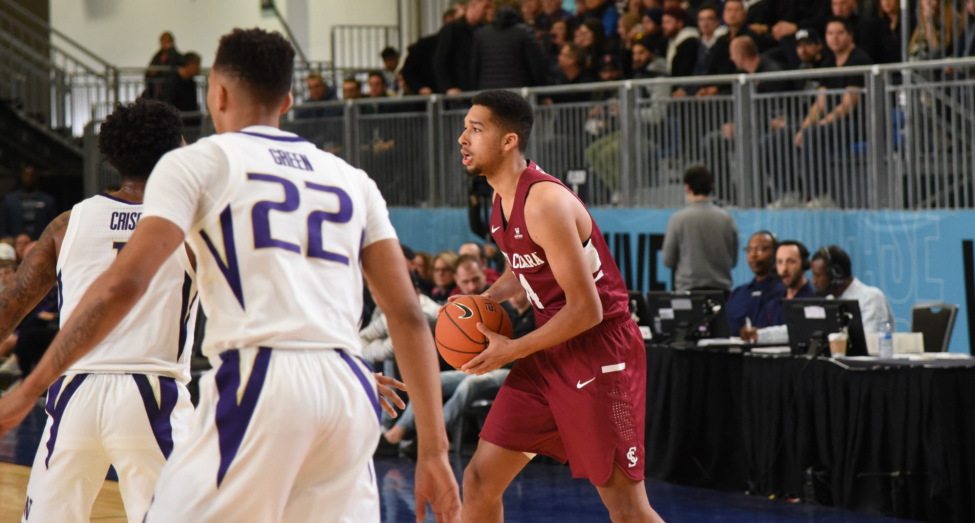 Men's Basketball Closes Play at Vancouver Showcase on Tuesday