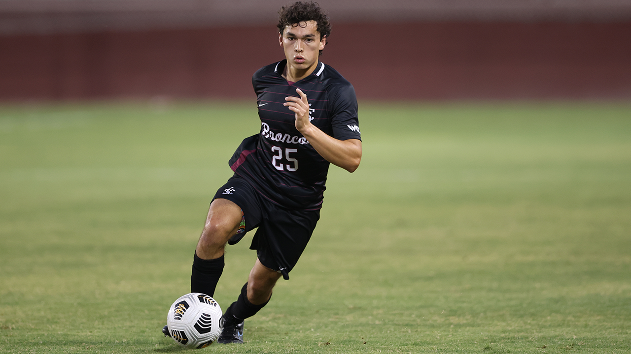 Men’s Soccer Downs Grand Canyon in a Game Delayed by Lightning