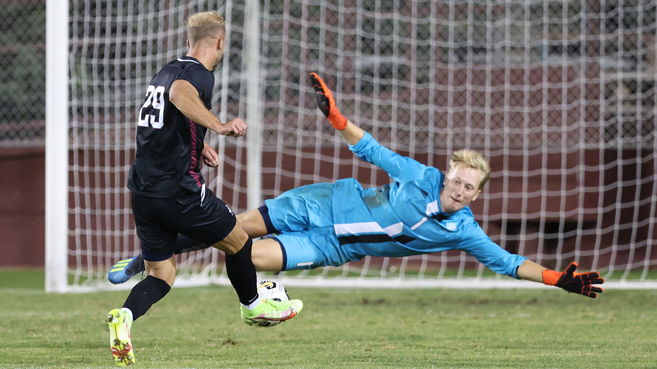 Men’s Soccer Plays to a Scoreless Draw Against UC Davis