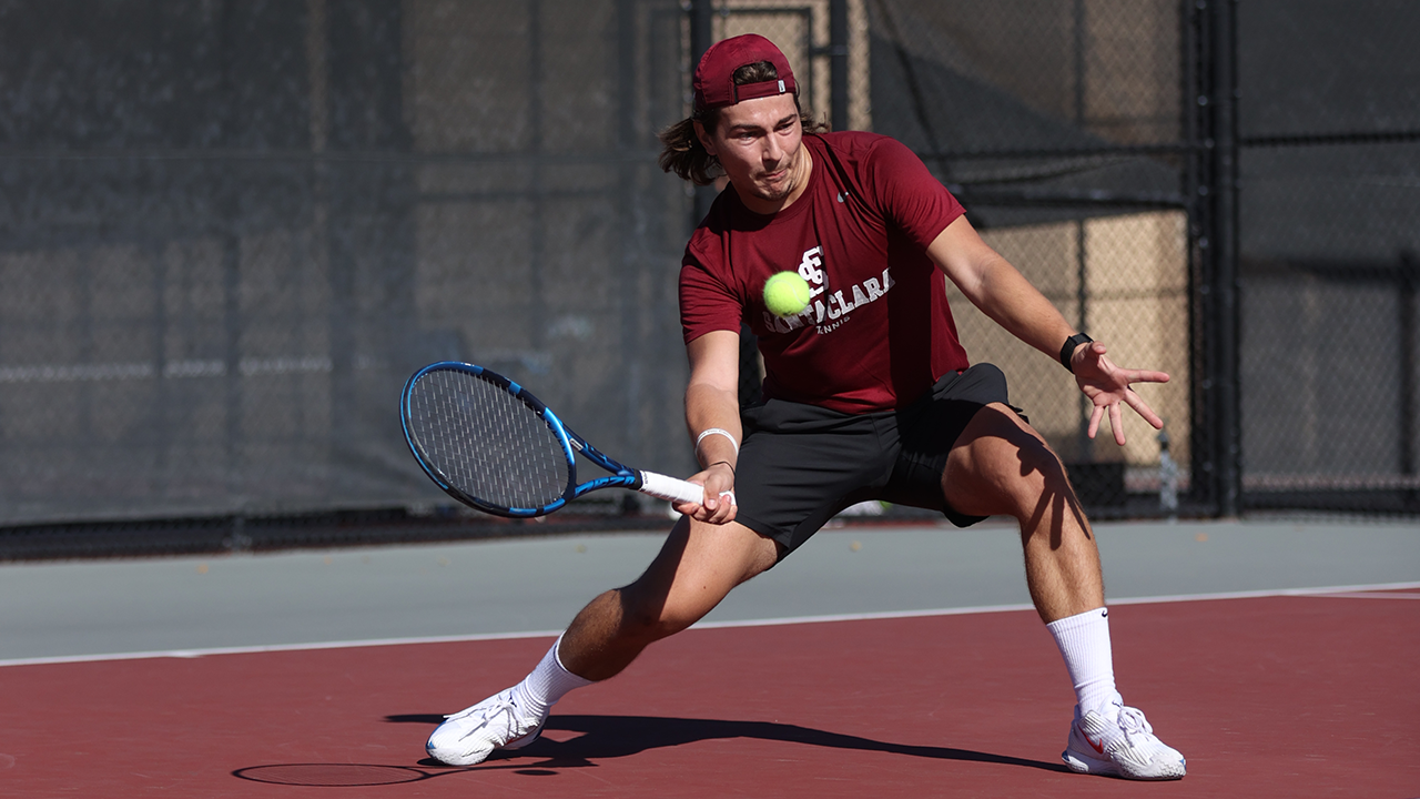 Men's Tennis Head Up to Face Cal on Friday