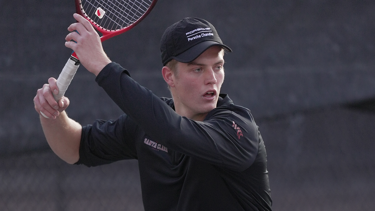 Men's Tennis Drops Season Opener at No. 13 Stanford