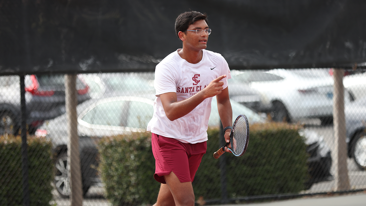 Men's Tennis Takes Care of Pacific on the Road