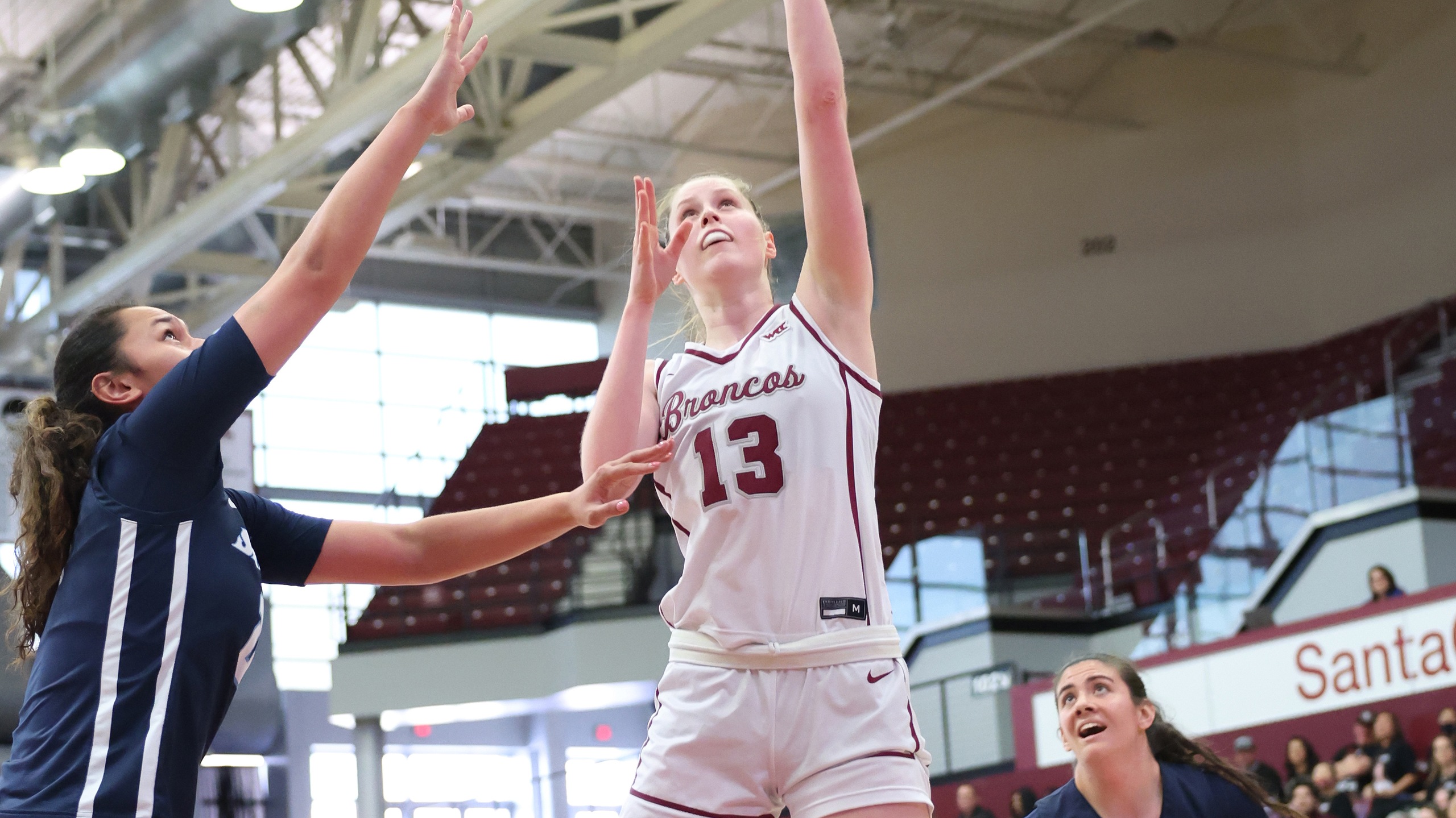 Women's Basketball Puts on an OT Thriller during Busy Senior Day