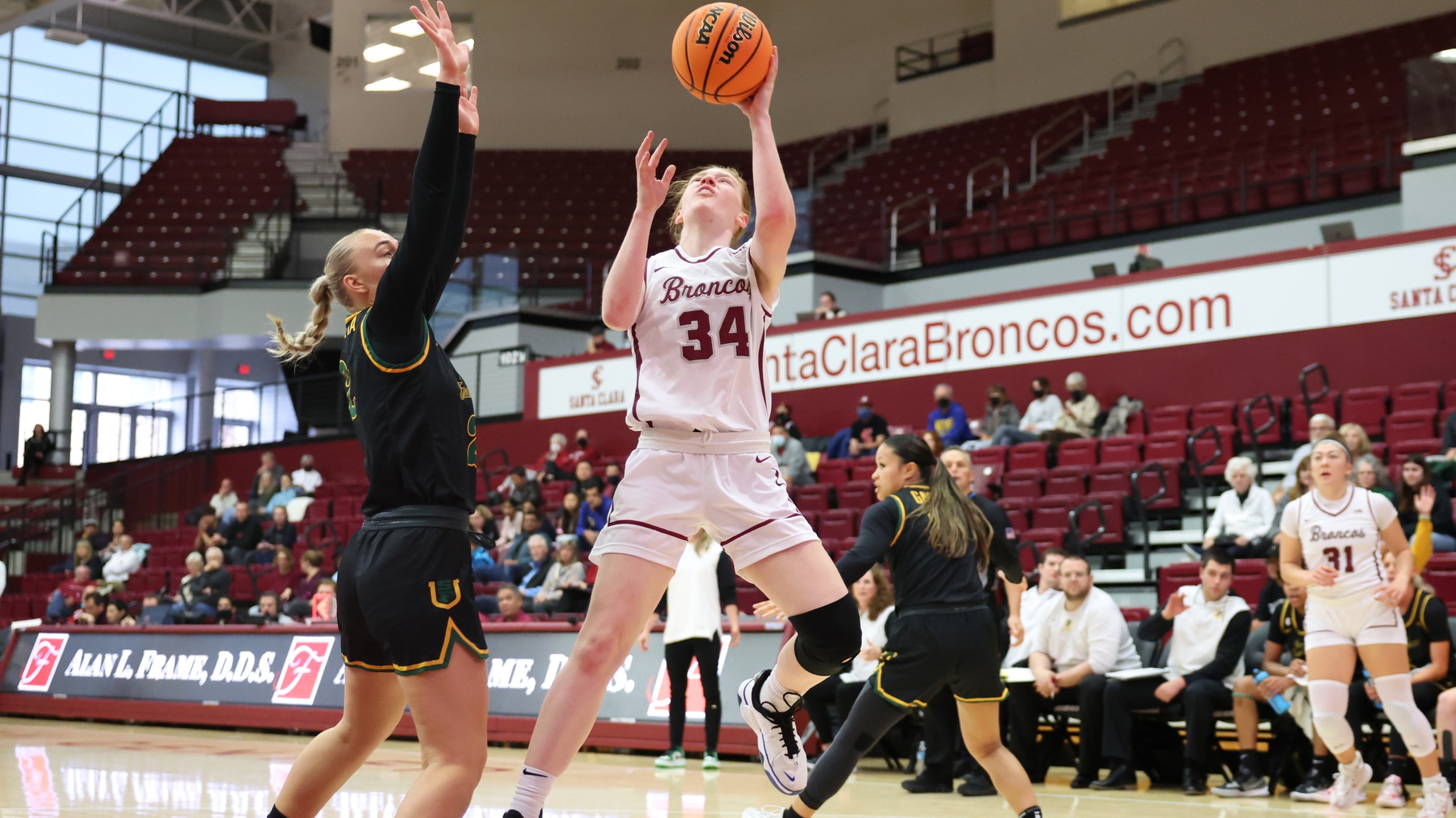 Women's Basketball Edged in Overtime by Rival San Francisco