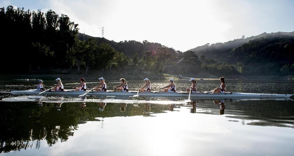 Women's Rowing Comes Back with Solid Races at Covered Bridge Regatta