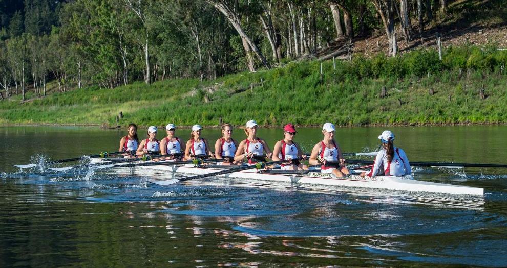 Women's Rowing Opens Fall Season at Head of the Lagoon Saturday