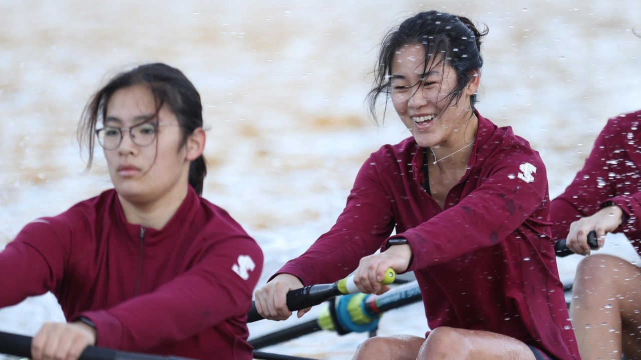 Women's Rowing Travels to WIRAs