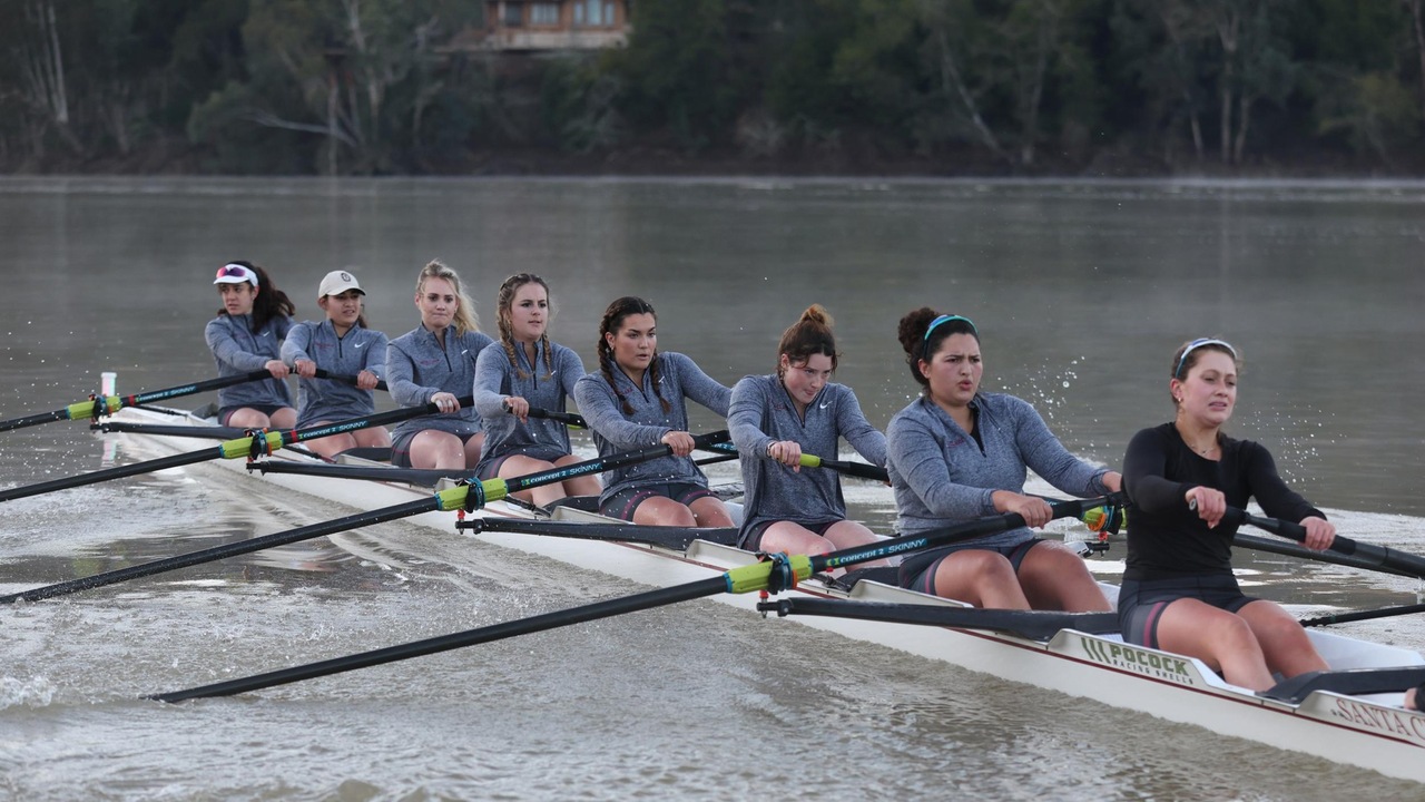 Women's Rowing Completes Competition at Newport Challenge Cup