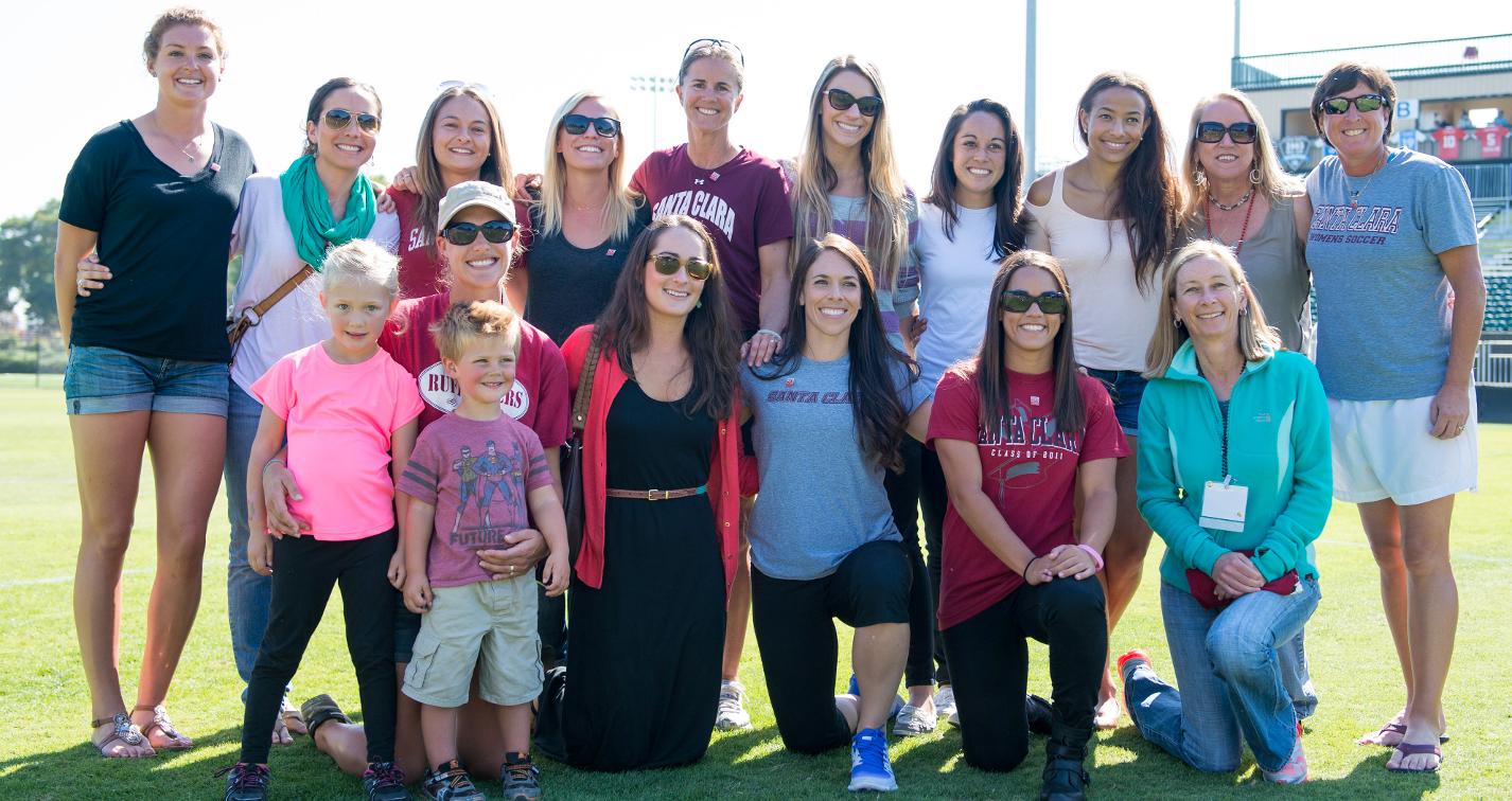 Women's Soccer Hosts Alumni Weekend
