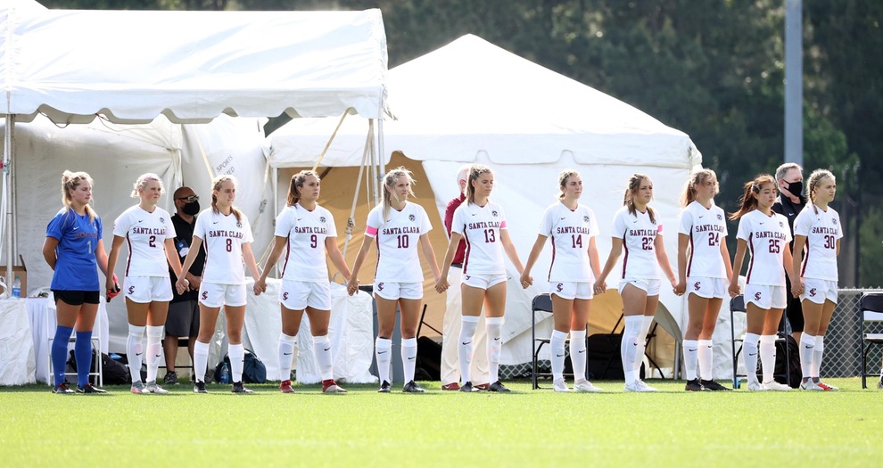 Women's Soccer Faces North Carolina in National Semifinals