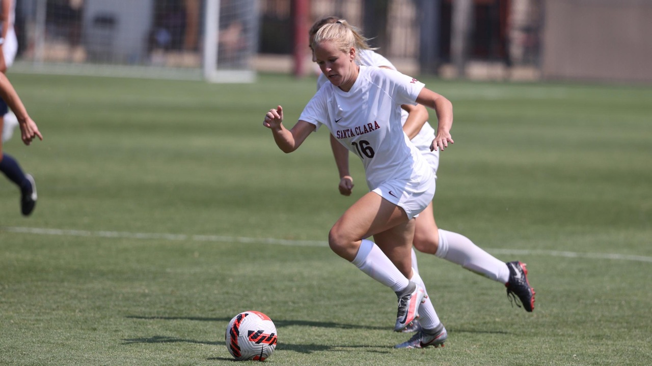 No. 8 Women's Soccer Battles at No. 4 UCLA Thursday