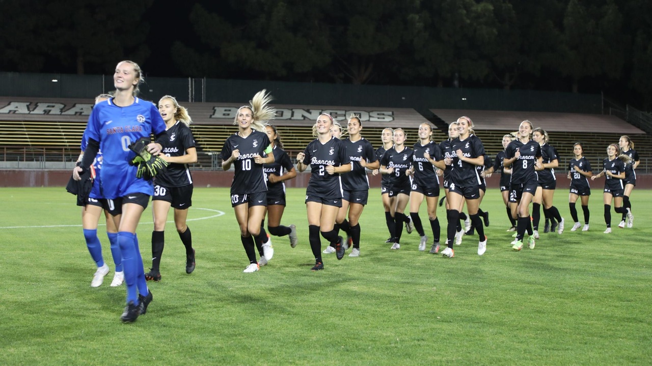 No. 15 Women's Soccer Goes for WCC Title at Saint Mary's
