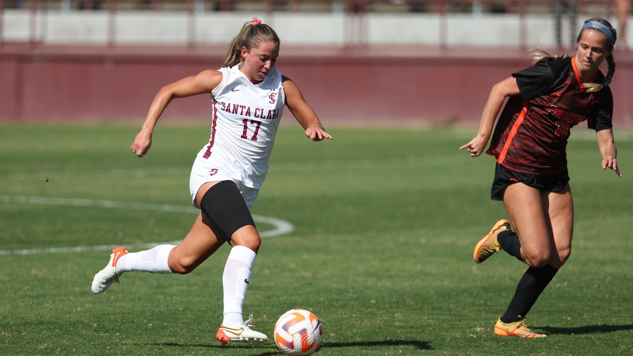 Women's Soccer Returns Home for Match With Saint Mary's